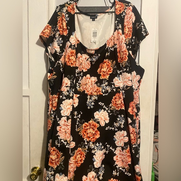 Torrid Floral Dress New with Tags - Picture 1 of 2